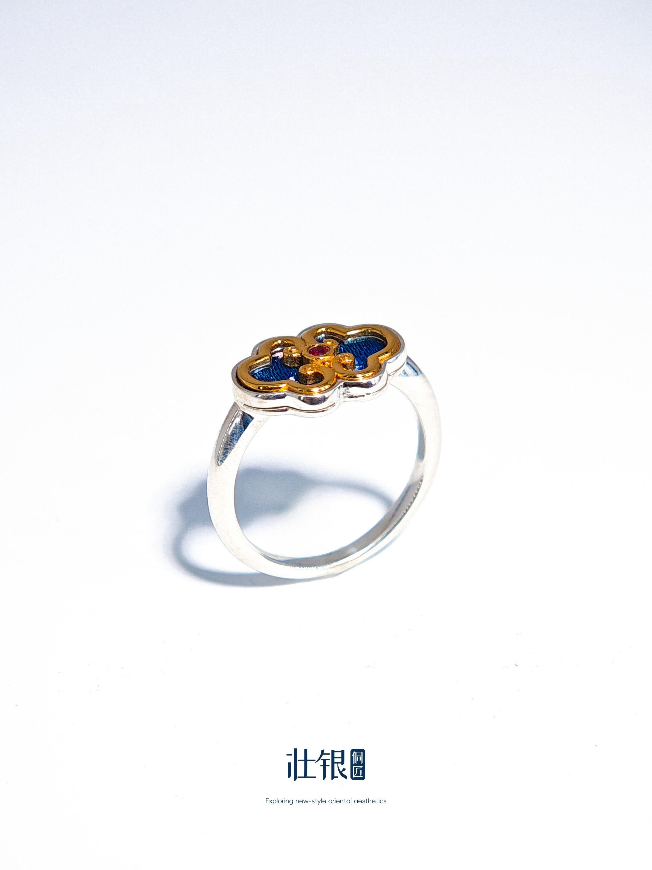 Ruyi Flower Ring（Crafted from Sterling Silver 925 with 22K Gold Inlay）